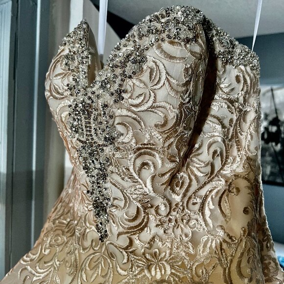 A-Line Wedding Dress - Picture 5 of 11